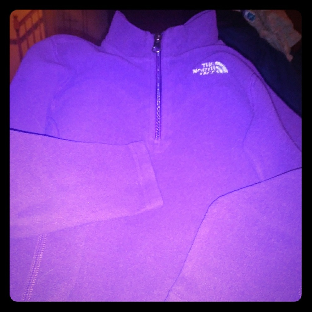 Girls North Face Sweatshirt
